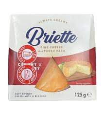 גבינה Briette כתומה במרקם קרמי